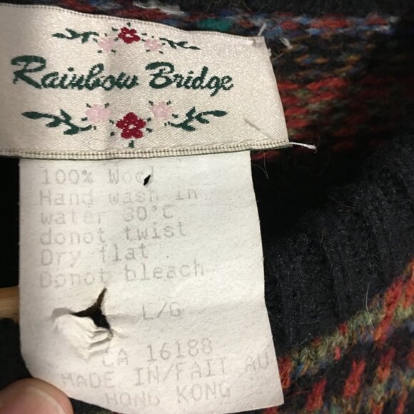 Vintage Rainbow Bridge Wool Sweater Knitted Women LRG Hong Kong 46" Chest - Picture 3 of 6